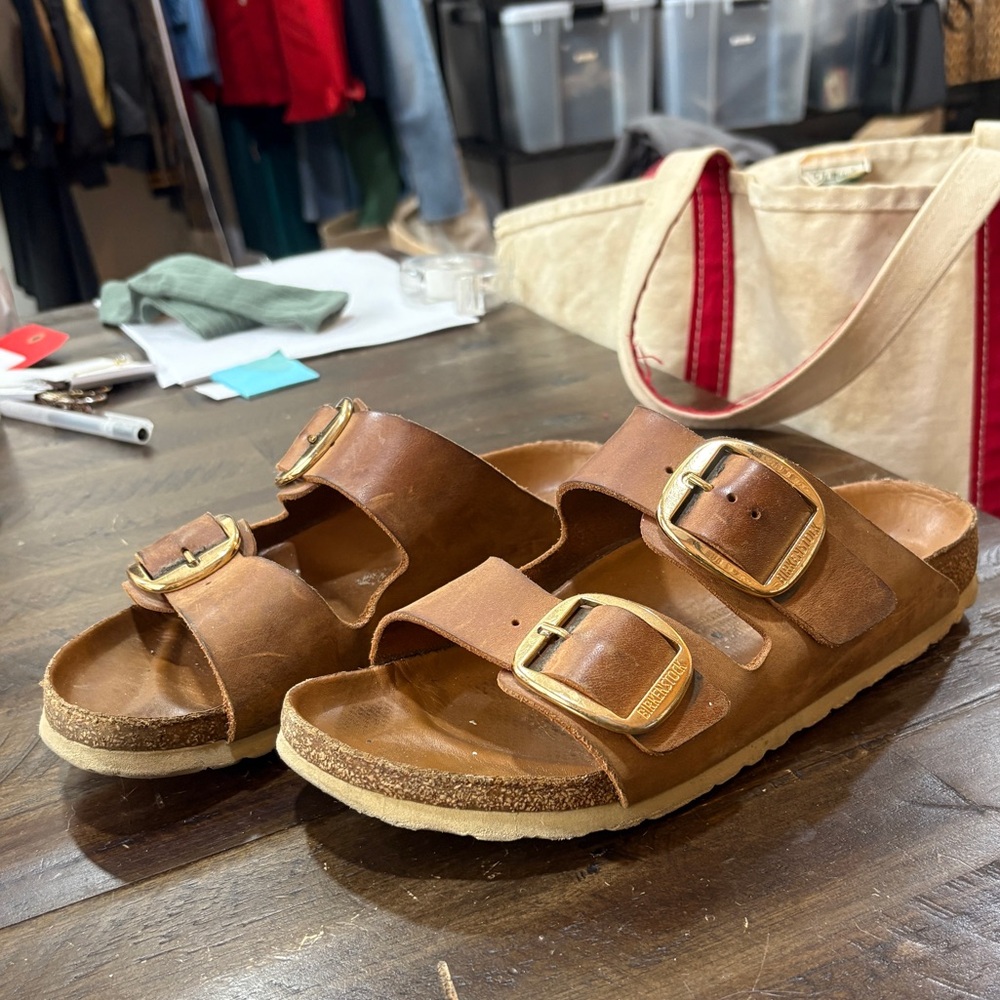 Birkenstock Women's Arizona Big Buckle Slide Sandals size EU 39, US 8-8.5 brown